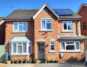 Godiva Road, Leominster